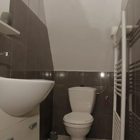 Quiet Confortable Place In Midtown דירה קלוז'-נאפוקה